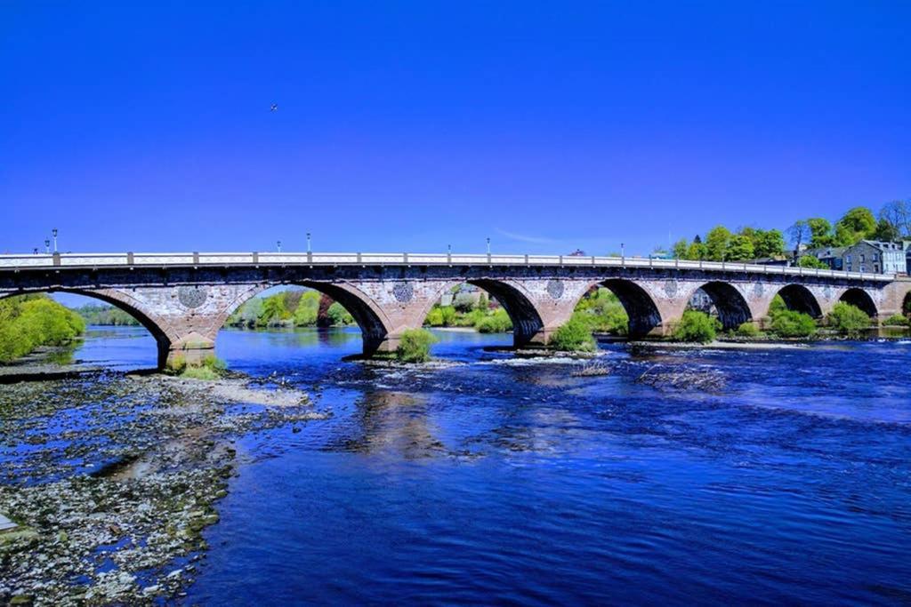 Holiday Accommodation Perth Scotland - Oakview Bagian luar foto